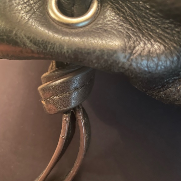 B Makowsky black leather handbag - Picture 9 of 10